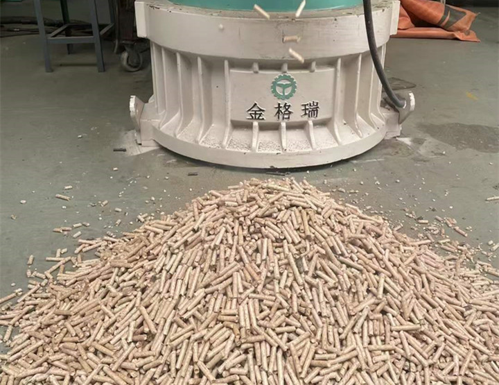 木屑顆粒機加工環保燃料顆粒，用綠色昭示未來
